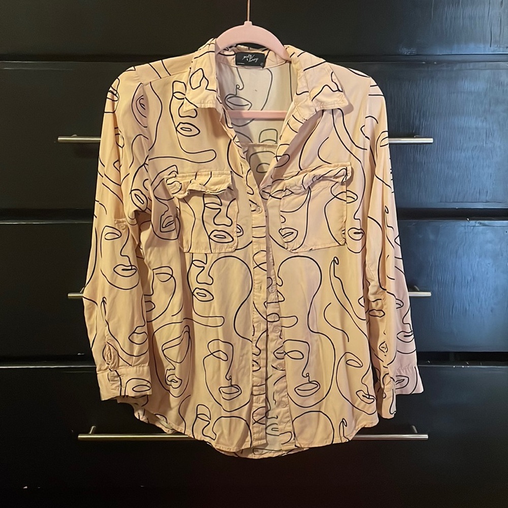 Milk and Honey Peach/Cream Button Up